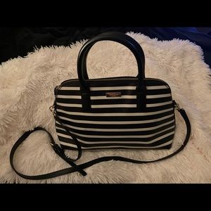 Black and white striped gorgeous Kate Spade purse 👛